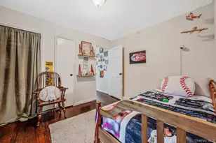 1096 Manor Ln, Bay Shore, NY 11706 - Photo 20