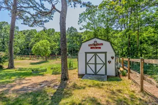 22 Bellhaven Rd, Bellport, NY 11713 - Photo 42