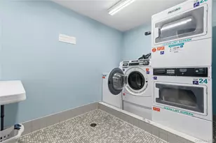 100 W Broadway, Long Beach, NY 11561 - Photo 24
