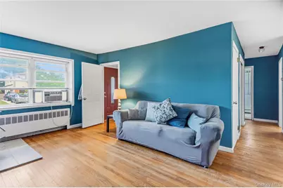 2 Seminole Drive, Bay Shore, NY 11706 - Photo 10