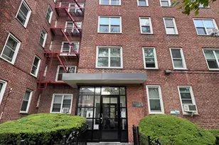 34-10 75th St, Jackson Heights, NY 11372 - Photo 4