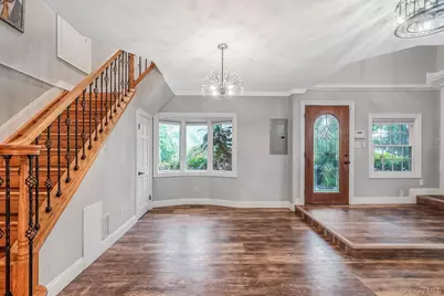 208 Avenue C, Ronkonkoma, NY 11779 - Photo 4