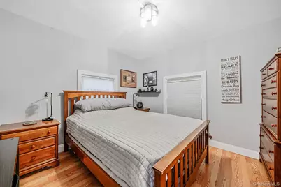 208 Avenue C, Ronkonkoma, NY 11779 - Photo 16