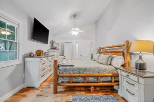 208 Avenue C, Ronkonkoma, NY 11779 - Photo 14