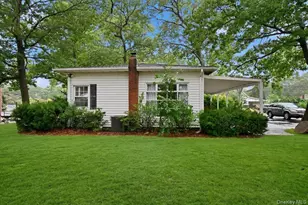 89 W 4th St, Ronkonkoma, NY 11779 - Photo 18