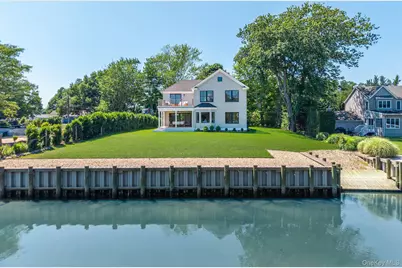 195 Williamsburg Drive, Southold, NY 11971 - Photo 1