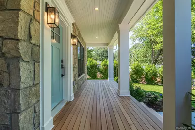 195 Williamsburg Drive, Southold, NY 11971 - Photo 6