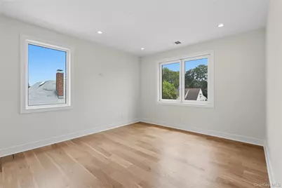 28 Choir Lane, Westbury, NY 11590 - Photo 34