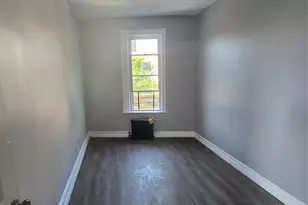 116-19 Supthin Blvd, Jamaica, NY 11434 - Photo 8