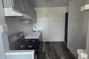 116-19 Supthin Blvd, Jamaica, NY 11434 - Photo 2