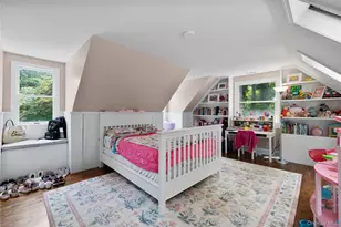 9 Three Sisters Rd, Saint James, NY 11780 - Photo 14