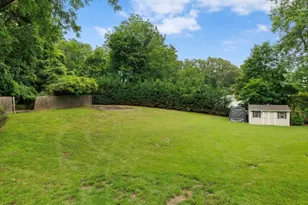9 Three Sisters Rd, Saint James, NY 11780 - Photo 22
