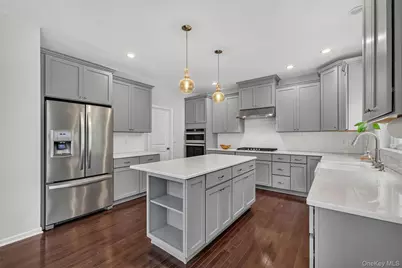 57 E Van Buren Way, Hopewell Junction, NY 12533 - Photo 18