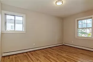 18 Linden St, Selden, NY 11784 - Photo 38