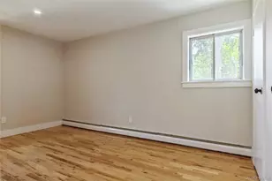 18 Linden St, Selden, NY 11784 - Photo 34