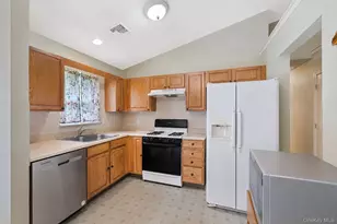 3 Stanford Ct, Walden, NY 12586 - Photo 18
