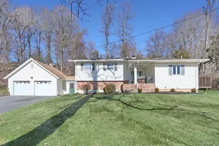 9 Charlotte Dr, Spring Valley, NY 10977 - Photo 38