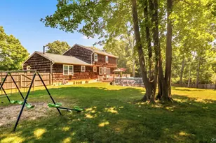 370 S Country Rd, Brookhaven, NY 11719 - Photo 32