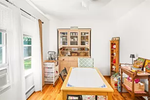 370 S Country Rd, Brookhaven, NY 11719 - Photo 24