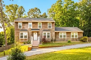 370 S Country Rd, Brookhaven, NY 11719 - Photo 2