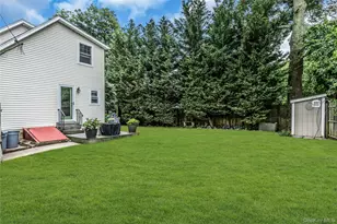 23 Emily Dr, Ronkonkoma, NY 11779 - Photo 28