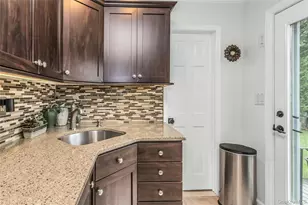 23 Emily Dr, Ronkonkoma, NY 11779 - Photo 12