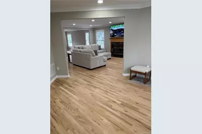 38 Hallock Avenue, Smithtown, NY 11787 - Photo 6
