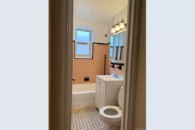 32 Cathedral Avenue #6B, Hempstead, NY 11550 - Photo 10