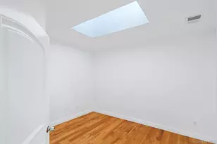 8807 Bay 16th St, Brooklyn, NY 11214 - Photo 28