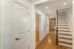 104 Sheridan Ave, Williston Park, NY 11596 - Photo 4