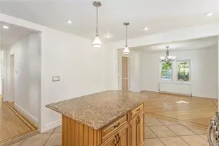 104 Sheridan Ave, Williston Park, NY 11596 - Photo 14