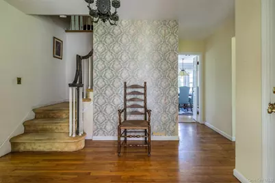 9 Lois Lane, Katonah, NY 10536 - Photo 4