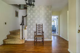 9 Lois Ln, Katonah, NY 10536 - Photo 4