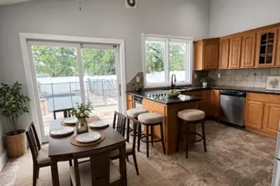 254 Park Ave, Freeport, NY 11520 - Photo 2
