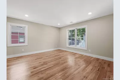 8 Brixton Road, Garden City, NY 11530 - Photo 40