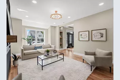 8 Brixton Road, Garden City, NY 11530 - Photo 12