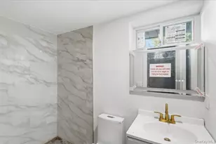 25 Lois Ln, Farmingdale, NY 11735 - Photo 20