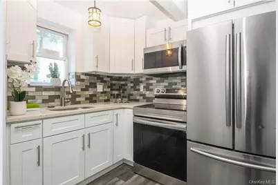 3088 Heath Avenue, Bronx, NY 10463 - Photo 34