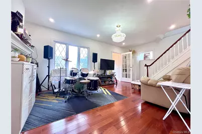 1531 145th Place, Whitestone, NY 11357 - Photo 6
