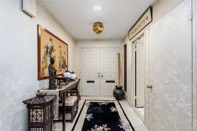 244 Estates Terrace S, Manhasset, NY 11030 - Photo 2