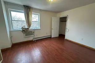697 Sheffield Ave, Brooklyn, NY 11207 - Photo 4
