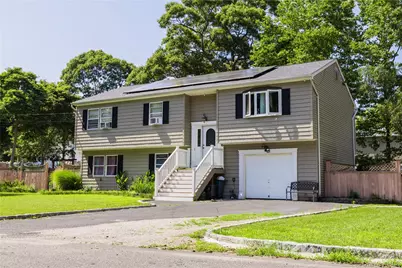 5 2nd Street, Coram, NY 11727 - Photo 2