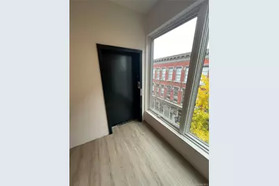 289 Main Street #301, Poughkeepsie, NY 12601 - Photo 2