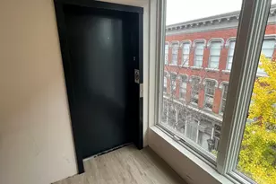 289 Main St, Poughkeepsie, NY 12601 - Photo 2