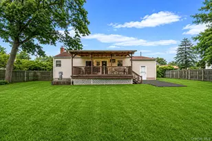 1231 10th St, West Babylon, NY 11704 - Photo 16