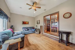 1231 10th St, West Babylon, NY 11704 - Photo 4