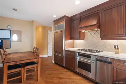 19 Winterberry Lane, Briarcliff Manor, NY 10510 - Photo 8