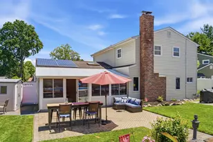18 Executive Dr, Hauppauge, NY 11788 - Photo 36