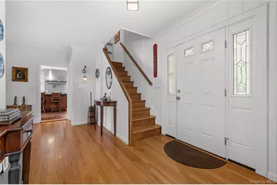 32 Westland Drive, Glen Cove, NY 11542 - Photo 18
