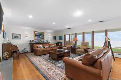 32 Westland Drive, Glen Cove, NY 11542 - Photo 20
